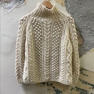 Chunky Knit Turtleneck Sweater - Cream